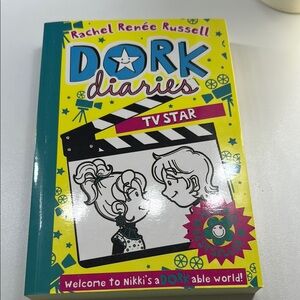 Dork Diaries: TV Star Book